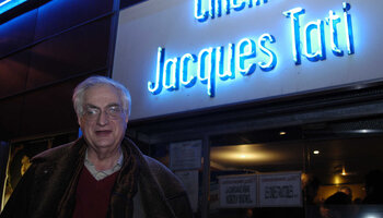 Bertrand Tavernier devant le cinéma